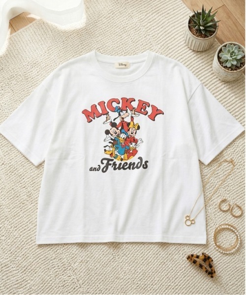 Disney(ディズニー)の「【DISNEY/ディズニー】キャラクターミッキー&フレンズ ヴィンテージライク プリント半袖Tシャツ(WIDEシルエット)(Tシャツ/カットソー・レディース・スカイブルー/オレンジ/ベージュ/オフホワイト・LARGE/MEDIUM)」の3枚目の写真