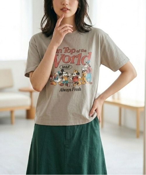 Disney(ディズニー)の「【DISNEY/ディズニー】キャラクターミッキー&フレンズ ヴィンテージライク プリント半袖Tシャツ(WIDEシルエット)(Tシャツ/カットソー・レディース・スカイブルー/オレンジ/ベージュ/オフホワイト・LARGE/MEDIUM)」の18枚目の写真