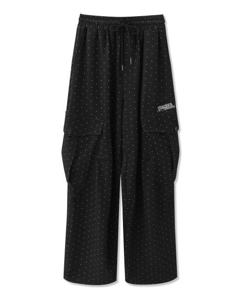 Vivacious(ビバシャス)の「ミエルドットカーゴパンツ_2カラー(スウェットパンツ・レディース・ブラック/ネイビー・SMALL/MEDIUM)」の5枚目の写真