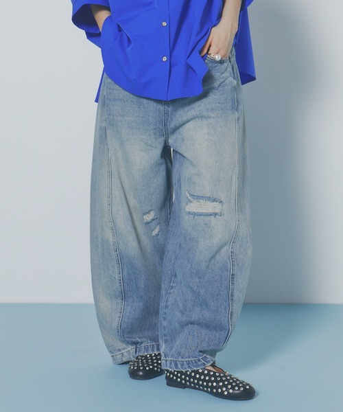 manana suerte(マニャーナスエルテ)の「ダメージワイドデニムパンツ(デニムパンツ・レディース・ブルー・MEDIUM/LARGE)」の6枚目の写真