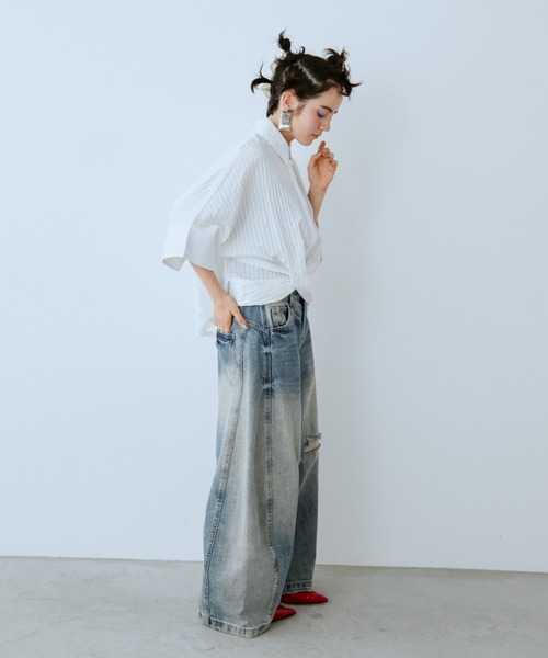 manana suerte(マニャーナスエルテ)の「ダメージワイドデニムパンツ(デニムパンツ・レディース・ブルー・MEDIUM/LARGE)」の19枚目の写真