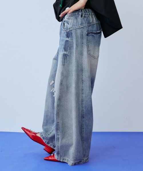 manana suerte(マニャーナスエルテ)の「ダメージワイドデニムパンツ(デニムパンツ・レディース・ブルー・MEDIUM/LARGE)」の16枚目の写真