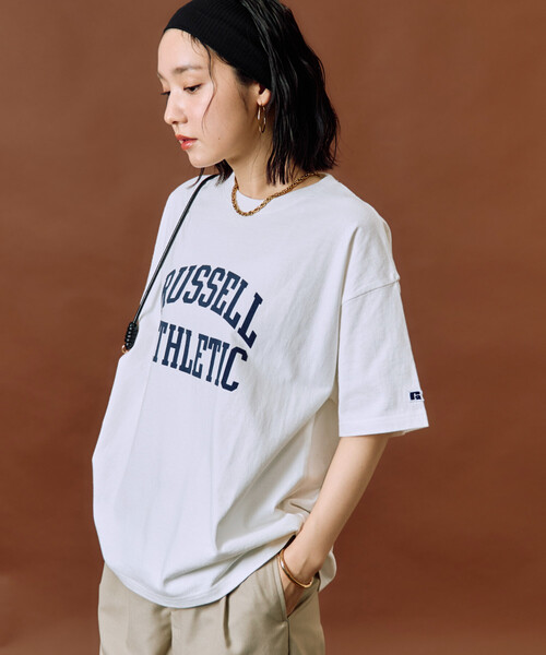 FREAK'S STORE(フリークスストア)の「限定展開 RUSSELL ATHLETIC × FREAK'S STORE/ラッセルアスレチック 別注 フロッキー プリント 半袖 Tシャツ(Tシャツ/カットソー・レディース・オフホワイト/ネイビー/ブラック/レッド/ライトグレー・フリ-)」の10枚目の写真