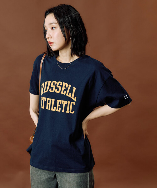 FREAK'S STORE(フリークスストア)の「限定展開 RUSSELL ATHLETIC × FREAK'S STORE/ラッセルアスレチック 別注 フロッキー プリント 半袖 Tシャツ(Tシャツ/カットソー・レディース・オフホワイト/ネイビー/ブラック/レッド/ライトグレー・フリ-)」の8枚目の写真