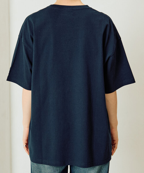 FREAK'S STORE(フリークスストア)の「限定展開 RUSSELL ATHLETIC × FREAK'S STORE/ラッセルアスレチック 別注 フロッキー プリント 半袖 Tシャツ(Tシャツ/カットソー・レディース・オフホワイト/ネイビー/ブラック/レッド/ライトグレー・フリ-)」の15枚目の写真