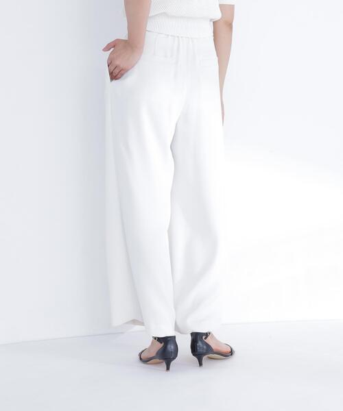 NATURAL BEAUTY BASIC(ナチュラルビューティーベーシック)の「フェイクレザーベルテッドパンツ(その他パンツ・レディース・オフホワイト/ブラック/キャメル・MEDIUM/P/S)」の9枚目の写真