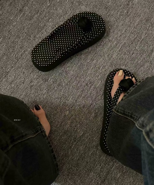 AsRiRe(アスリレイ)の「26ss ドット柄サンダル(サンダル・レディース・ホワイト/ブラック/ピンク・L/M/S)」の19枚目の写真