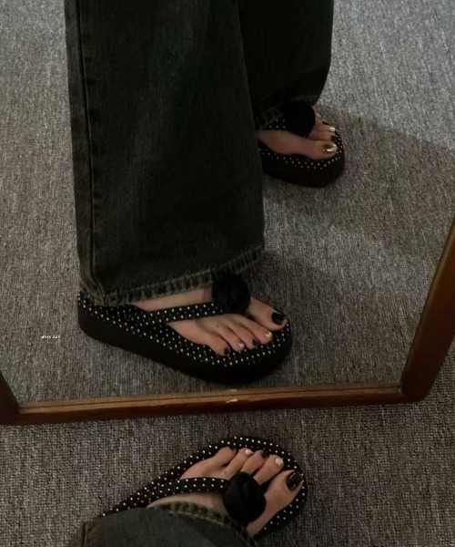AsRiRe(アスリレイ)の「26ss ドット柄サンダル(サンダル・レディース・ホワイト/ブラック/ピンク・L/M/S)」の18枚目の写真