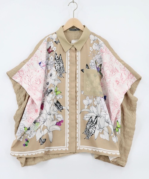 iS ScoLar(イズスカラー)の「562215:お花いっぱい アンティーク調シャツ(シャツ/ブラウス・レディース・パープル/ベージュ・M)」の1枚目の写真
