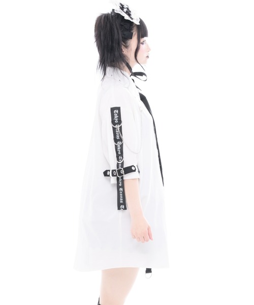 TRAVAS TOKYO(トラバス トウキョウ)の「『TRAVAS TOKYO/トラバス トーキョー』ネクタイ付きパンクスデザインシャツ(シャツ/ブラウス・レディース・ホワイト/ブラック・FREE)」の4枚目の写真