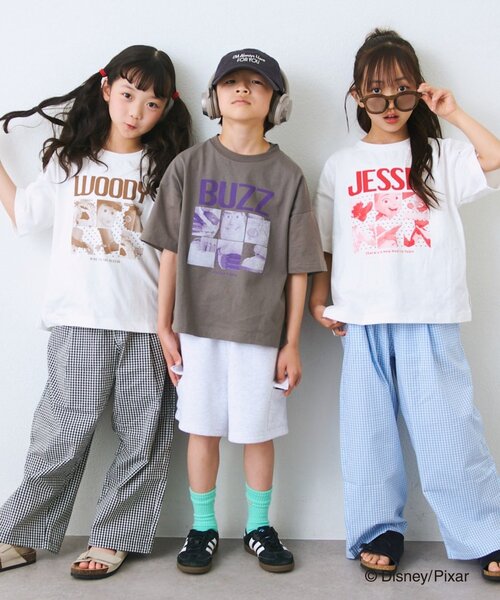 Disney(ディズニー)の「【KIDS】【TOY STORY/トイ・ストーリー】ピックアップ6コマTEE(Tシャツ/カットソー・キッズ・グレー/オフホワイト/ホワイト/ブラック/ブラック系その他/チャコールグレー・110/95/150/130)」の9枚目の写真