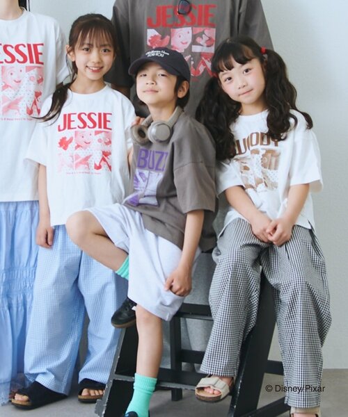 Disney(ディズニー)の「【KIDS】【TOY STORY/トイ・ストーリー】ピックアップ6コマTEE(Tシャツ/カットソー・キッズ・グレー/オフホワイト/ホワイト/ブラック/ブラック系その他/チャコールグレー・110/95/150/130)」の22枚目の写真