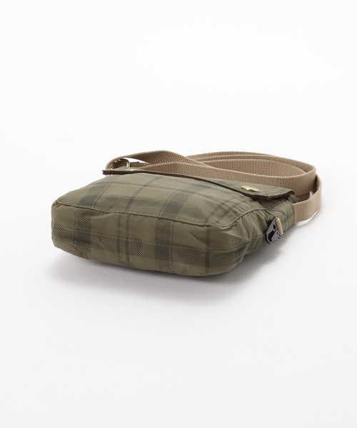 B.C STOCK（ベーセーストック）の「Barbour / バブアー transport crossbody bag（ショルダーバッグ・メンズ・ベージュ/ネイビー/グリーン・FREE）」の6枚目の写真