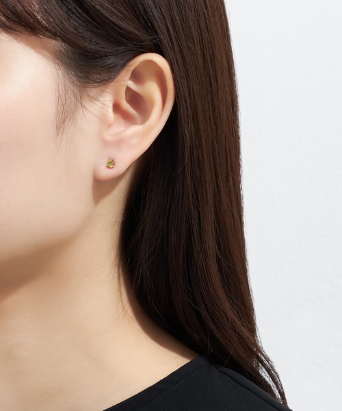 festaria bijou SOPHIA(フェスタリアビジュソフィア)の「K10YG ペリドット ピアス(ピアス(両耳用)・レディース・イエローゴールド・ONE SIZE)」の3枚目の写真