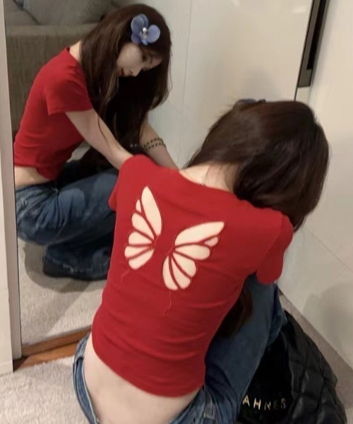 Teem Store(チームストア)の「【カップ付き】バックバタフライデザインタイトTシャツ ピチT(Tシャツ/カットソー・レディース・レッド/ブラック/ホワイト・F)」の14枚目の写真