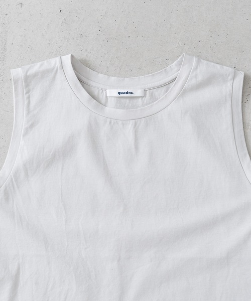 quadro(クオドロ)の「コンパクトクルローレル天竺タンクトップ(Tシャツ/カットソー・レディース・サンドベージュ/ネイビー/ホワイト・FREE)」の7枚目の写真