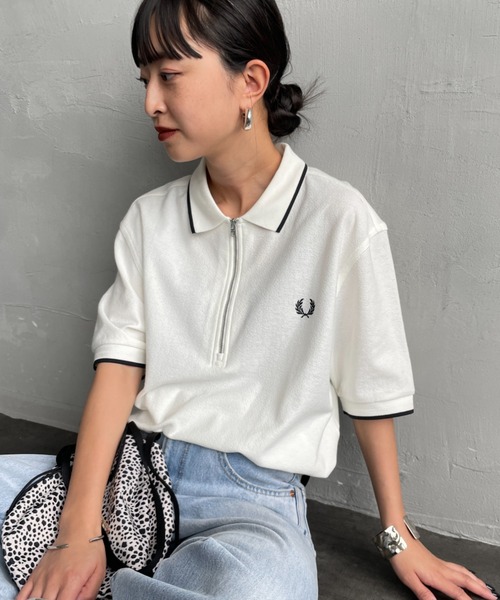 FRED PERRY（フレッドペリー）の「[FRED PERRY/フレッドペリー] ワンポイント刺繍ロゴ ハーフジップポロシャツ（ポロシャツ・レディース・ブラック/ホワイト・L/M）」の22枚目の写真