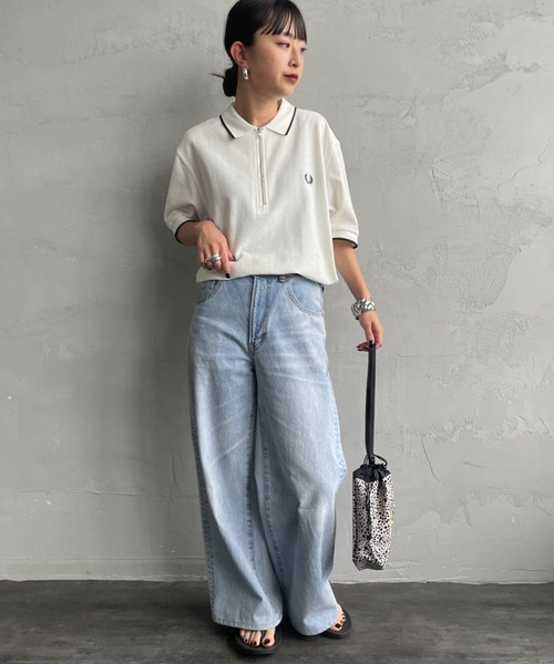 FRED PERRY（フレッドペリー）の「[FRED PERRY/フレッドペリー] ワンポイント刺繍ロゴ ハーフジップポロシャツ（ポロシャツ・レディース・ブラック/ホワイト・L/M）」の3枚目の写真