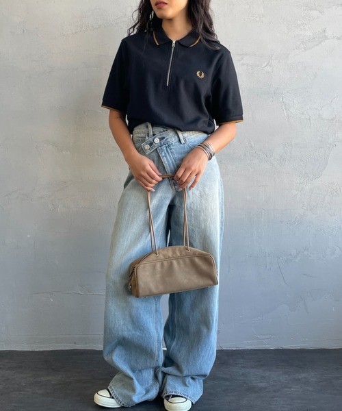 FRED PERRY（フレッドペリー）の「[FRED PERRY/フレッドペリー] ワンポイント刺繍ロゴ ハーフジップポロシャツ（ポロシャツ・レディース・ブラック/ホワイト・L/M）」の5枚目の写真