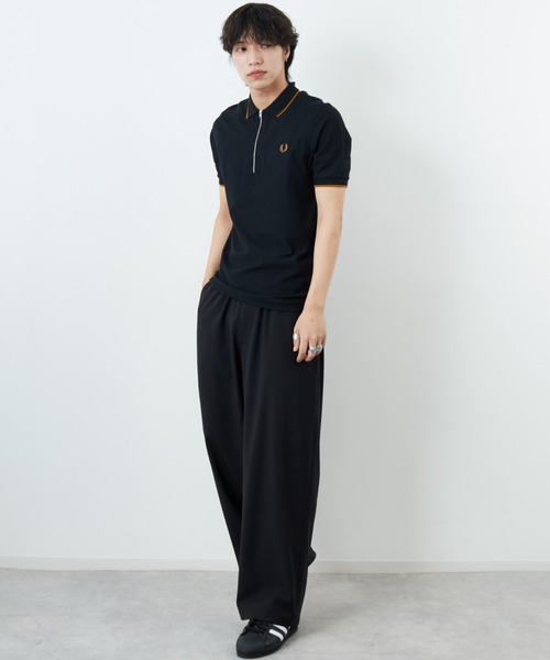 FRED PERRY（フレッドペリー）の「[FRED PERRY/フレッドペリー] ワンポイント刺繍ロゴ ハーフジップポロシャツ（ポロシャツ・レディース・ブラック/ホワイト・L/M）」の20枚目の写真