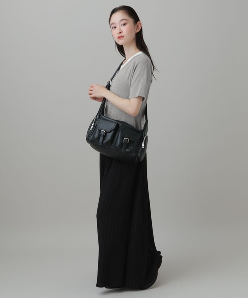 LAKOLE（ラコレ）の「レイヤードヘンリーネック半袖Ｔ / 863036（Tシャツ/カットソー・レディース・ブラック/オフホワイト/グレー・FREE）」の17枚目の写真