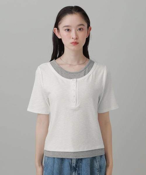 LAKOLE（ラコレ）の「レイヤードヘンリーネック半袖Ｔ / 863036（Tシャツ/カットソー・レディース・ブラック/オフホワイト/グレー・FREE）」の19枚目の写真