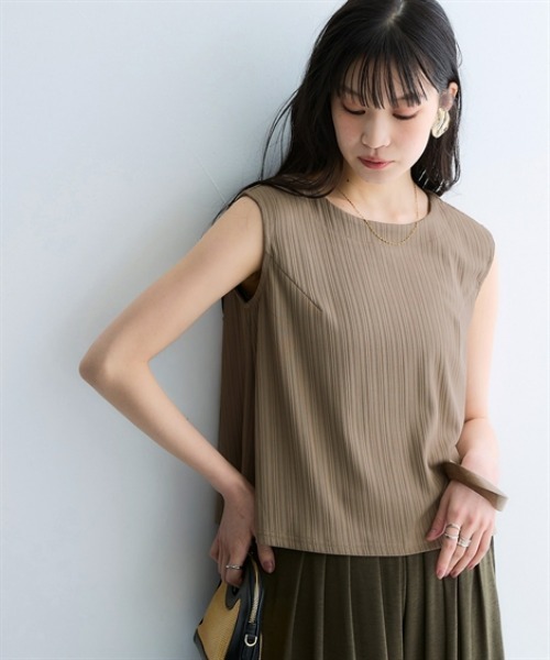 nissen(ニッセン)の「ラクリブクロップド丈タンクトップ(吸汗速乾)(セットアップ可能)<大きいサイズ有>(タンクトップ・レディース・ブラック/モカ/ピンク/ブルー/グリーン・3L/L/S/LL/M)」の3枚目の写真