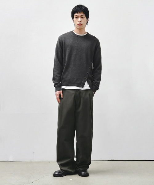 INTEMPOMOOD(インテンポムード)の「ロングプリーツチノパンツ : 3カラー(その他パンツ・メンズ・ベージュ/ブラック/カーキ・MEDIUM/LARGE/X-LARGE)」の11枚目の写真
