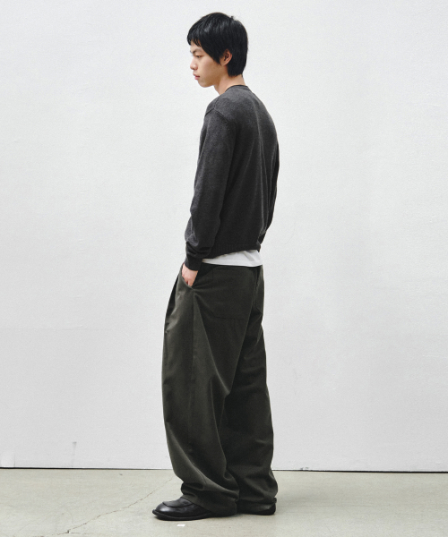 INTEMPOMOOD(インテンポムード)の「ロングプリーツチノパンツ : 3カラー(その他パンツ・メンズ・ベージュ/ブラック/カーキ・MEDIUM/LARGE/X-LARGE)」の12枚目の写真