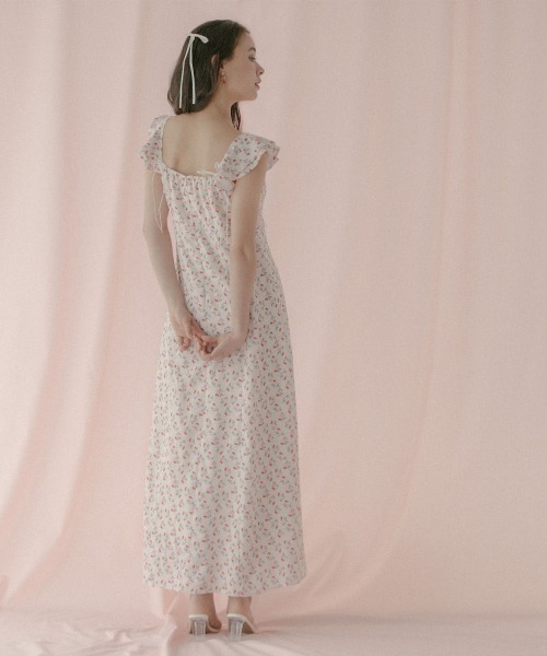 Cath Kidston(キャスキッドソン)の「ラッフルスリーブドレス Floating Cherry(ワンピース・レディース・アイボリー・M/S)」の5枚目の写真