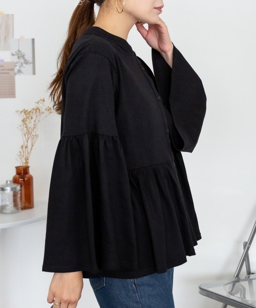 MARAI(マーライ)の「ペプラムギャザーブラウス風カットソー(Tシャツ/カットソー・レディース・チャコールグレー/ブラック・LL~3L/4L~5L)」の9枚目の写真