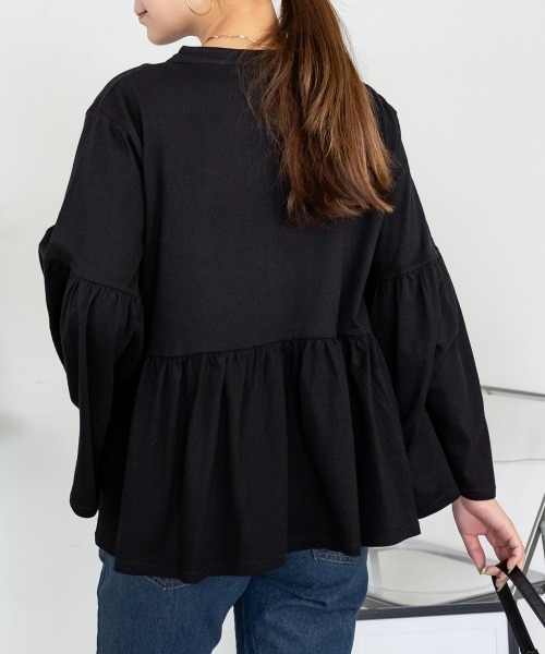 MARAI(マーライ)の「ペプラムギャザーブラウス風カットソー(Tシャツ/カットソー・レディース・チャコールグレー/ブラック・LL~3L/4L~5L)」の10枚目の写真
