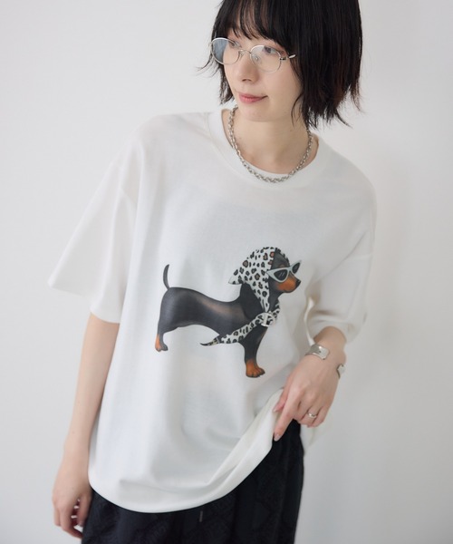 Paradise Picnic(パラダイスピクニック)の「ドッグ柄Tシャツ(Tシャツ/カットソー・レディース・ブラック/ホワイト・FREE)」の1枚目の写真