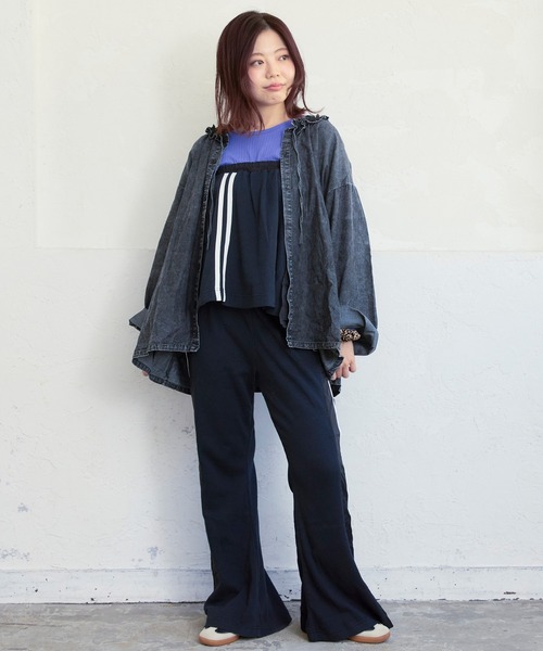 MARKEY'S(マーキーズ)の「フリルカラーデニムブラウス/おとな(シャツ/ブラウス・レディース・ブラック/ブルー・160cm)」の5枚目の写真