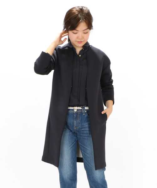 LOUNGEDRESS(ラウンジドレス)の「ボンディングコート(その他アウター・レディース・ホワイト/ネイビー・フリ-)」の1枚目の写真