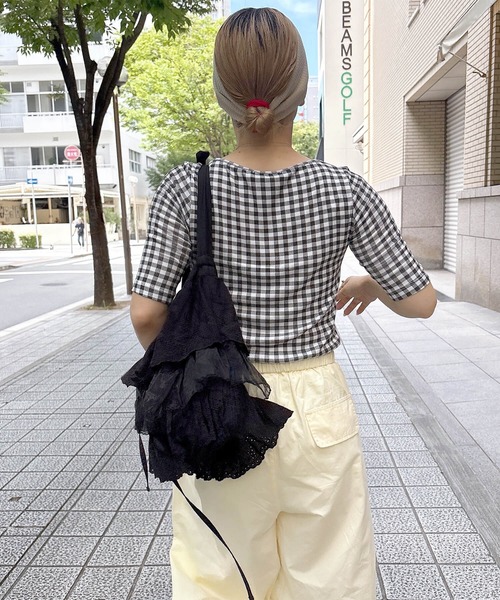 ISOOK(アイスー)の「ギンガムチェックストレッチTシャツ(comochi select) / カットソー 半袖 クルーネック(Tシャツ/カットソー・レディース・ブラック/レッド・FREE)」の7枚目の写真