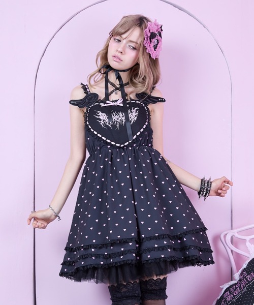 AVENCHUMU｜アバンチュウム（レディース）のワンピース（ブランドロゴ
