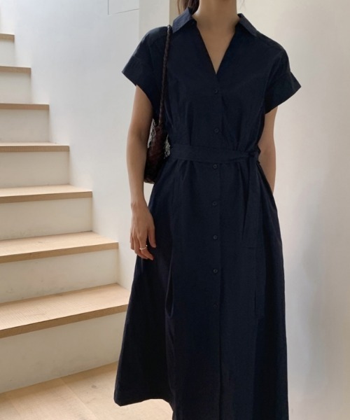 AMAJI(アマジ)の「レギュラーカラー ウエストマーク ルーズシルエット シャツワンピース(シャツワンピース・レディース・ベージュ/ブラック・FREE)」の3枚目の写真