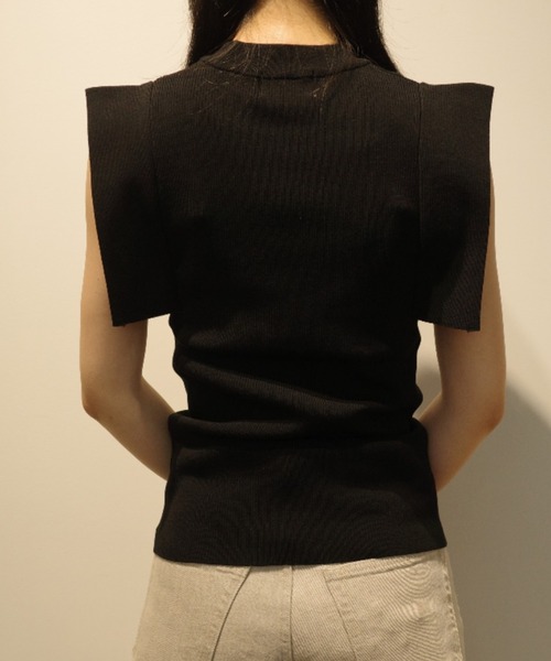 CLANE（クラネ）の「CLANE SQUARE SLEEVE KNIT TOPS（ニット/セーター・レディース・ホワイト/ブラック・2/1）」の6枚目の写真