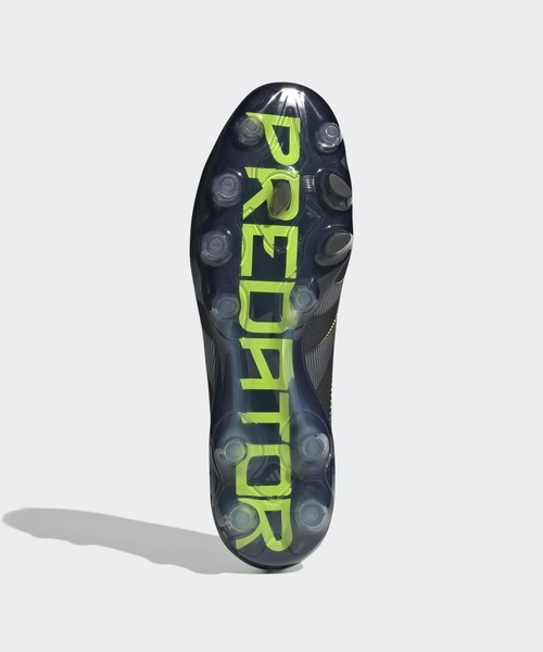 adidas(アディダス)の「プレデター ELITE HG/AG ジャパン / 土・人工芝用 / Predator Elite HG/AG Japan / アディダス adidas(スニーカー・メンズ・ブラック・23.0cm/23.5cm/24.0cm/24.5cm/25.0cm/25.5cm/26.0cm/26.5cm/27.0cm/27.5cm/28.0cm/28.5cm/29.0cm)」の3枚目の写真