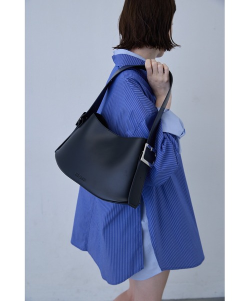 un/neu(アンノイ)の「2WAYワイドハンドルラウンドバッグ / 500mlペットボトル収納可(ショルダーバッグ・レディース・ブルー/ブラック/グリーン・FREE)」の21枚目の写真