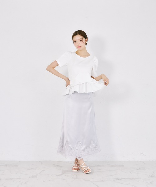 tocco closet(トッコ クローゼット)の「UVカット異素材アシメフリルリブカットプルオーバー(Tシャツ/カットソー・レディース・ブラック/ホワイト系/ブラック系/オフホワイト・M)」の5枚目の写真