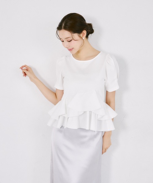 tocco closet(トッコ クローゼット)の「UVカット異素材アシメフリルリブカットプルオーバー(Tシャツ/カットソー・レディース・ブラック/ホワイト系/ブラック系/オフホワイト・M)」の7枚目の写真