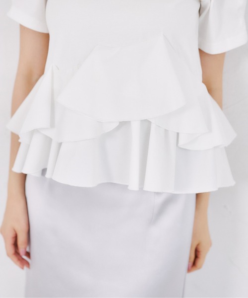 tocco closet(トッコ クローゼット)の「UVカット異素材アシメフリルリブカットプルオーバー(Tシャツ/カットソー・レディース・ブラック/ホワイト系/ブラック系/オフホワイト・M)」の10枚目の写真