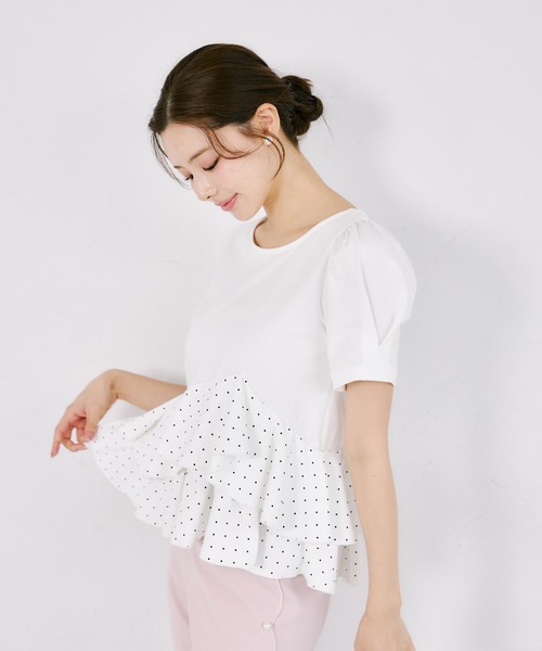 tocco closet(トッコ クローゼット)の「UVカット異素材アシメフリルリブカットプルオーバー(Tシャツ/カットソー・レディース・ブラック/ホワイト系/ブラック系/オフホワイト・M)」の15枚目の写真