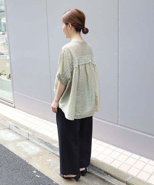 le.coeur blanc（ルクールブラン）の「フロッキードットバックレースギャザーブラウス（シャツ/ブラウス・レディース・ブラック系その他/ブラウン系その他2/ベージュ系その他2・38）」の7枚目の写真