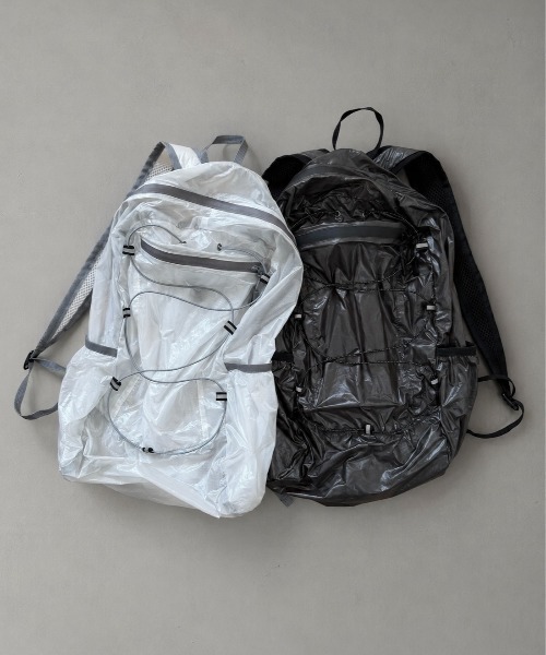 BROKEN BASE（ブロークンベース）の「Ripstop Sheer Compact Backpack / リップストップシアーコンパクトバックパック（バックパック/リュック・メンズ・ホワイト/チャコールグレー・フリー）」の13枚目の写真