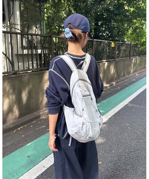 BROKEN BASE（ブロークンベース）の「Ripstop Sheer Compact Backpack / リップストップシアーコンパクトバックパック（バックパック/リュック・メンズ・ホワイト/チャコールグレー・フリー）」の16枚目の写真