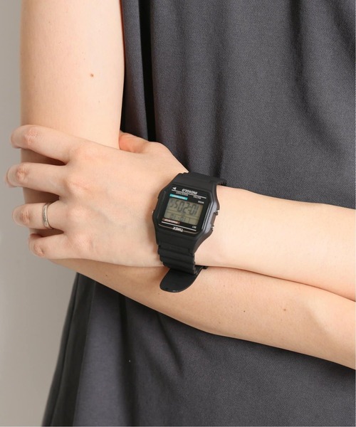 TIMEX(タイメックス)の「TIMEX CLASSIC DIGITAL tx-tw2u84000 Black(アナログ腕時計・レディース・ブラック・FREE)」の8枚目の写真