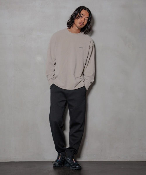 HEREIAM(ヘレイアム)の「【HEREIAM】ユニセックス/ムースモールクルーネックニット(ニット/セーター・メンズ・インディゴブルー/ベージュ系/チャコール・MEDIUM/LARGE)」の12枚目の写真